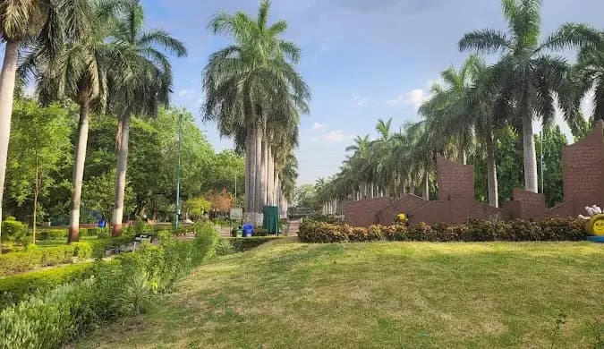 Meghdoot Garden Metro Station